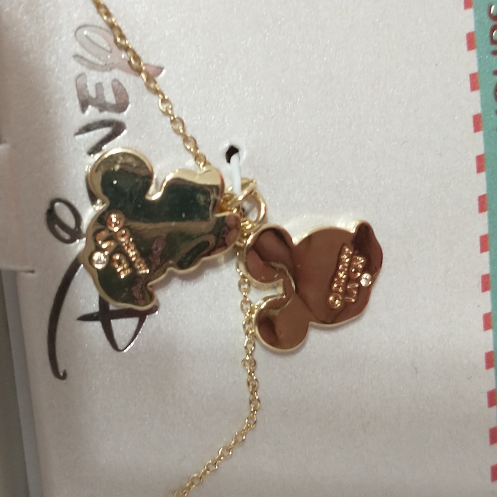 Mickey and Minnie new inbox necklace - Picture 3 of 7